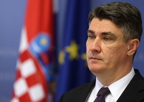 Президент Хорватии отменил визит в Боснию и Герцеговину