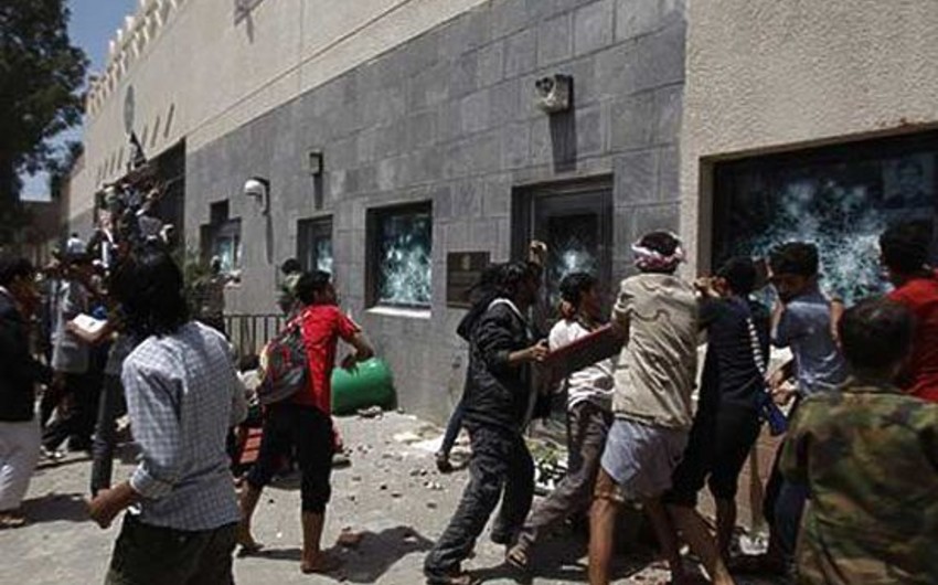 ​Rebels loot the Consulate General of Russia in Aden