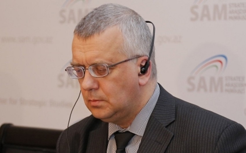 Кузнецов: Россия начинает разворот от проармянской в сторону проазербайджанской позиции