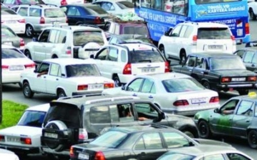 Traffic congestion occurred in roads of Baku