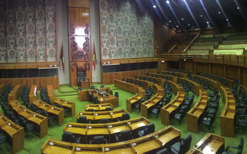 Парламент Папуа - Новой Гвинеи приостановил работу