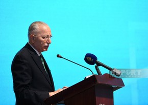 Ekmələddin İhsanoğlu: “İslamofobiya dünya üçün ciddi təhlükədir”