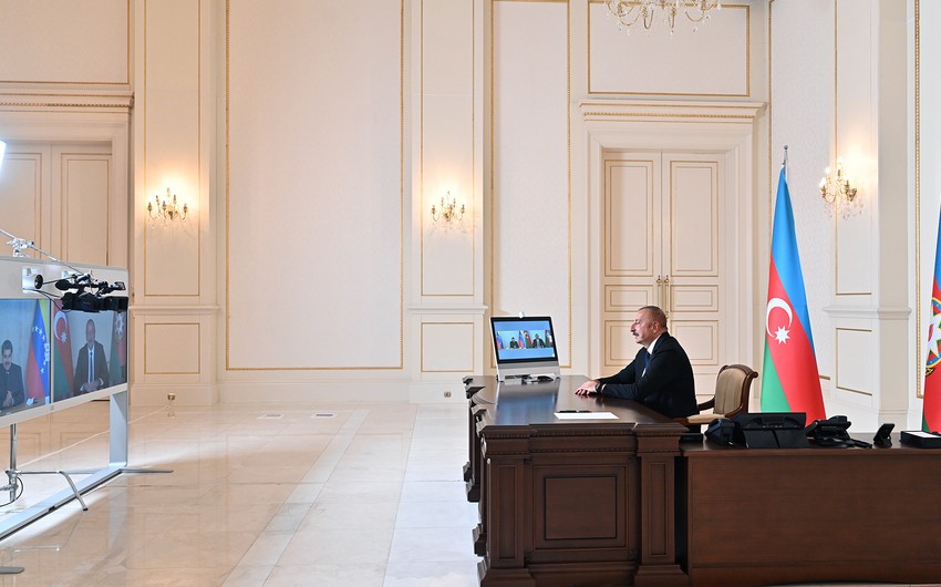 Ilham Aliyev meets with President of Venezuela in format of video conference