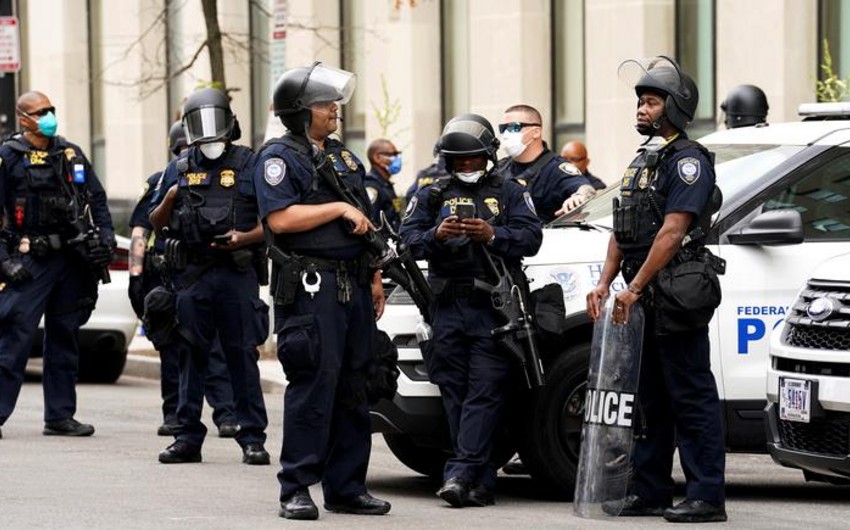 ABŞ-da polis İŞİD təhlükəsi ilə əlaqədar təhlükəsizliyi gücləndirir