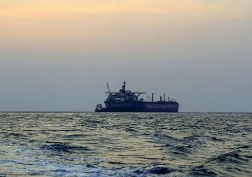 СМИ: США и их союзники не могут остановить атаки хуситов в Красном море