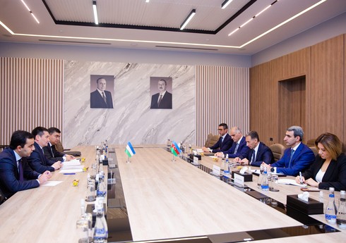 Азербайджан и Узбекистан обсуждают наращивание транзитного потенциала