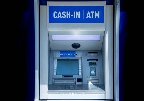 Количество банкоматов в Азербайджане выросло на 8%, POS-терминалов - на 7%