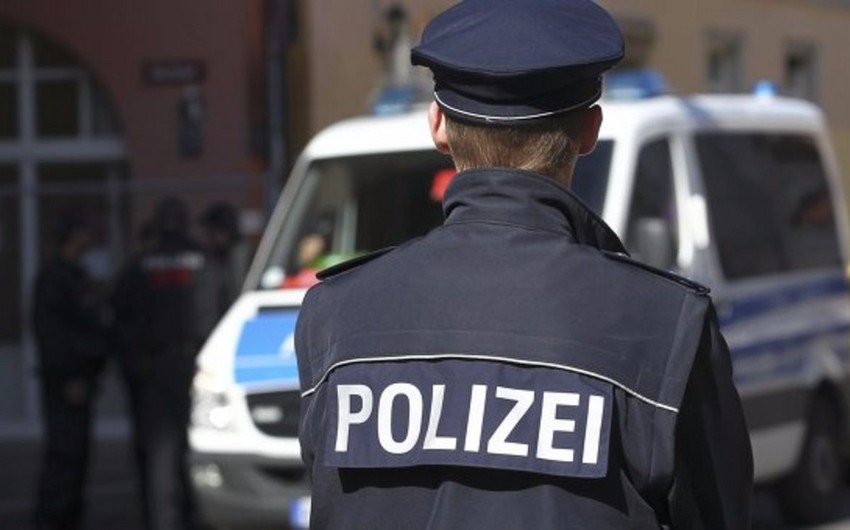 Gunman fatally shoots doctor at Berlin clinic, police at scene
