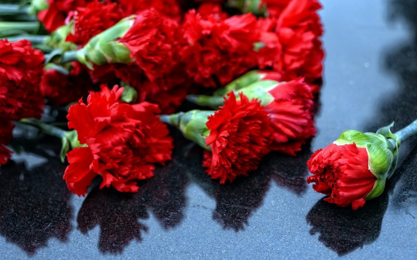 Представители Ассоциации Русской Молодежи Азербайджана почтили память жертв трагедии 20 января