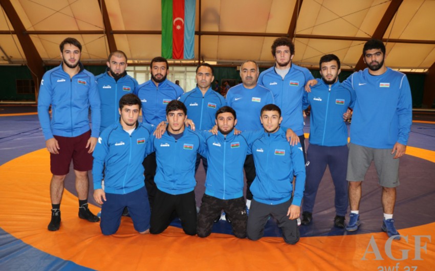 Чемпионат мира: Три азербайджанских борца вступают в борьбу