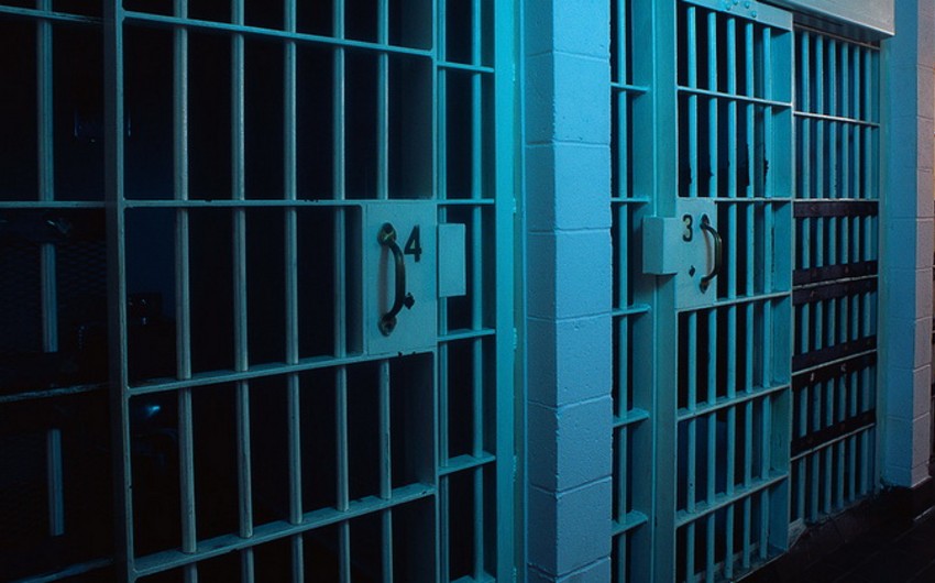 ​В США освободят шесть тысяч заключенных в целях экономии