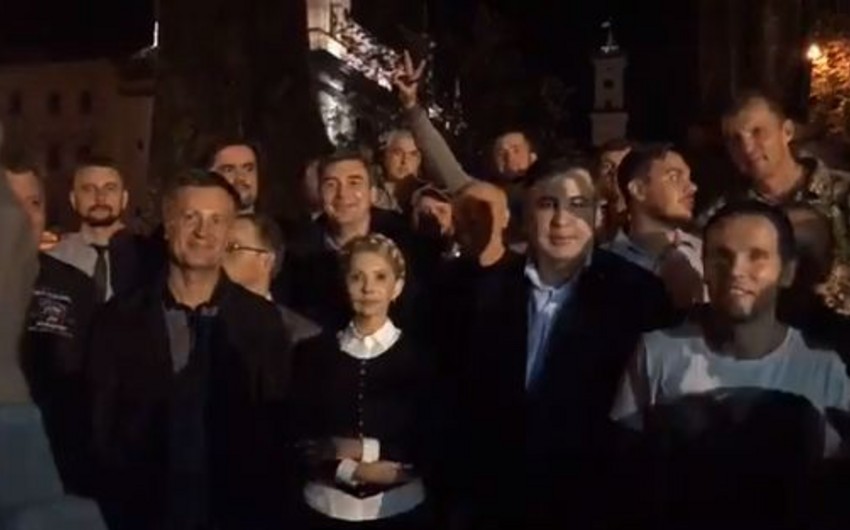 Saakaşvili Lvova gələrək tərəfdarları ilə görüşüb - VİDEO