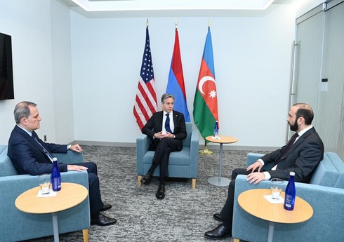 Госсекретарь США встретился с министрами иностранных дел Азербайджана и Армении