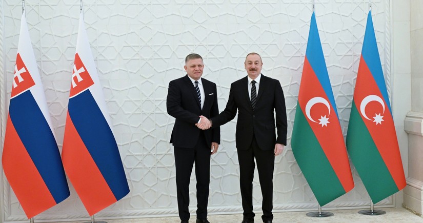 Состоялась встреча президента Азербайджана с премьер-министром Словакии один на один