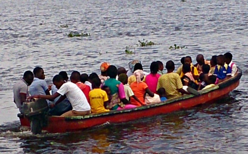 В Нигерии затонула лодка, погибли 14 человек