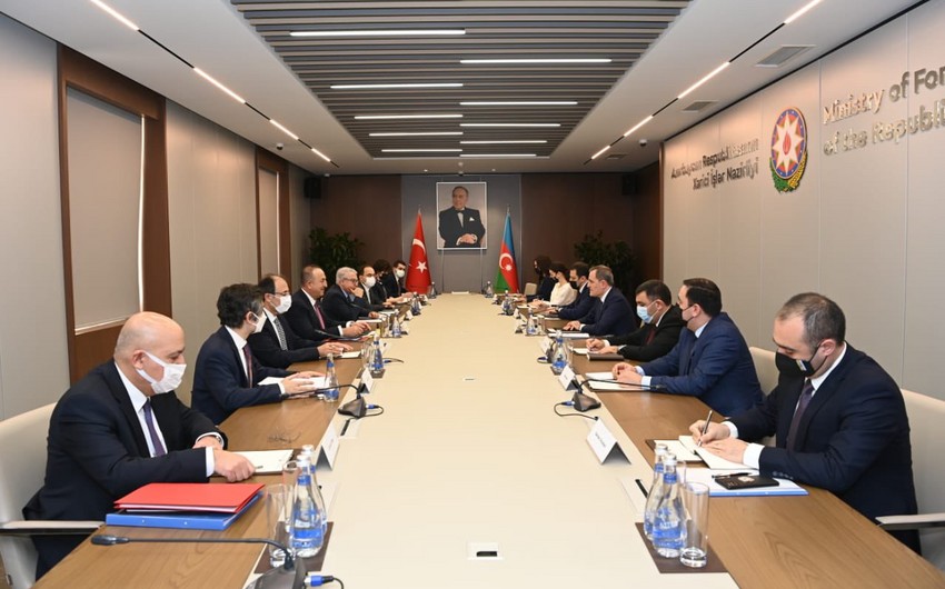 Expanded meeting between Foreign Ministers of Azerbaijan, Turkiye ends 