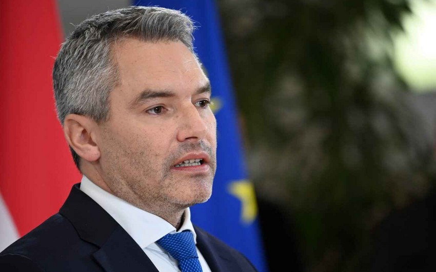 Канцлер Австрии собирается приехать в Украину