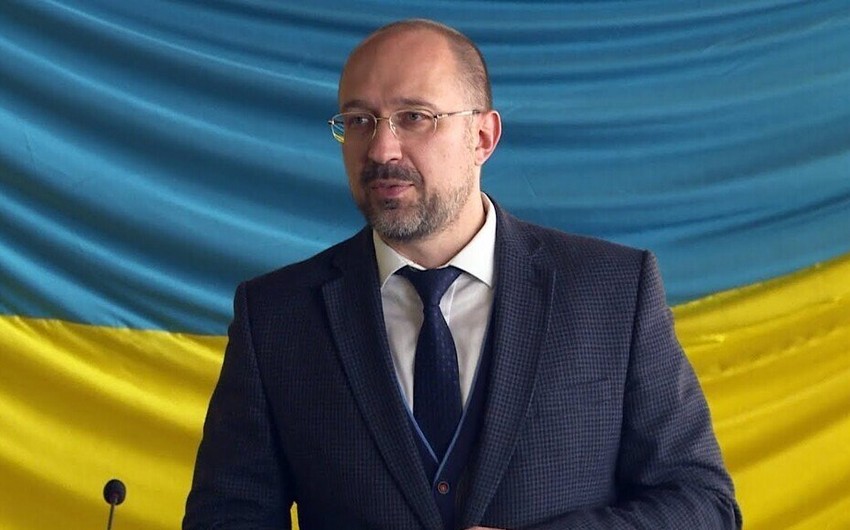 Denis Şmıqal: “Ukraynanın hərbi xərcləri 10 dəfə artıb”