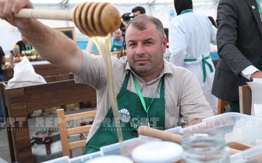 Farmers from Eastern Zangazur and Karabakh participate in honey fair for first time