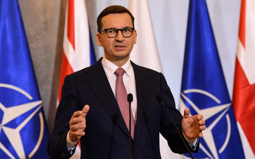 Polish PM arrives in Kyiv