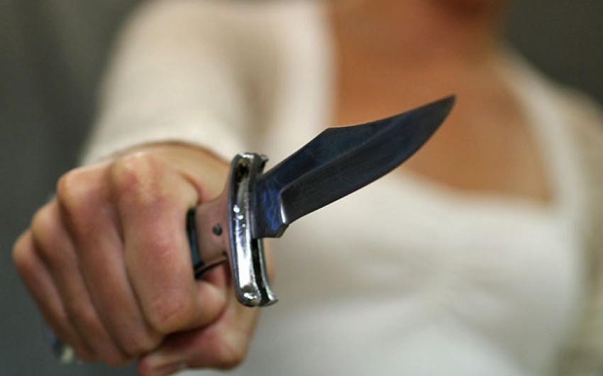 В Товузе женщина ранила ножом пришедшего в гости племянника