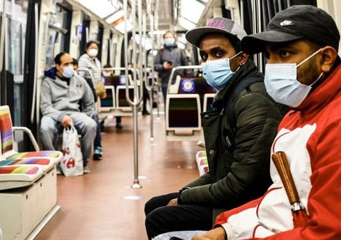 Во Франции отменят обязательное ношение масок в общественном транспорте