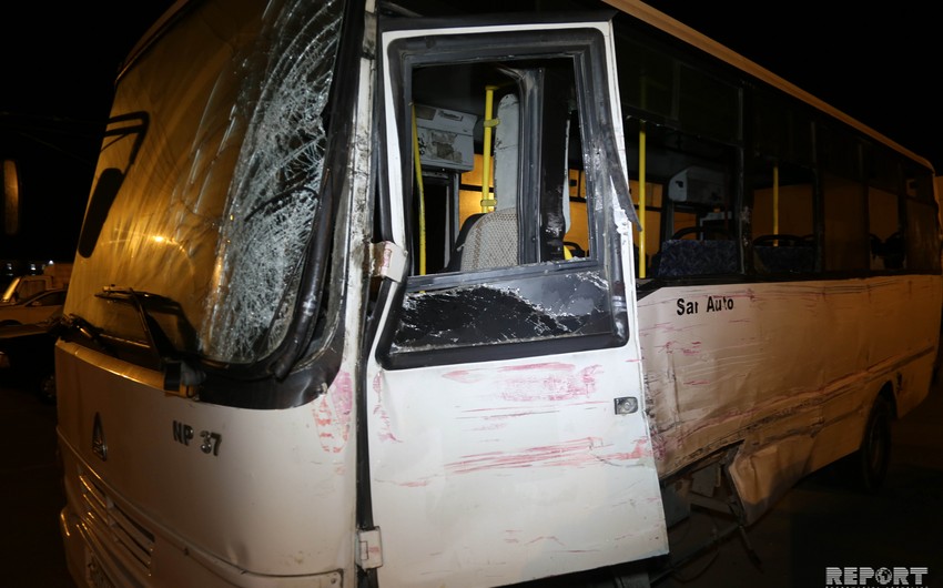 На Абшероне грузовик столкнулся с пасажирским автобусом - ФОТО