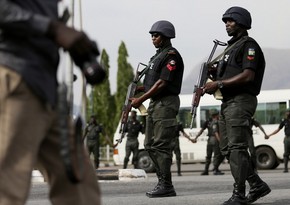 В Нигерии вооруженные люди напали на автомобиль, 10 человек погибли