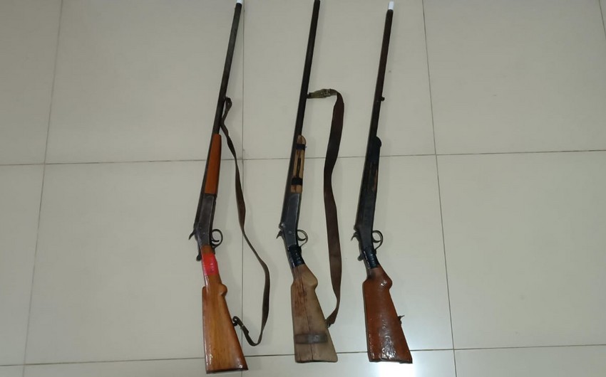 Граждане Азербайджане продолжают добровольно сдавать незаконно хранящееся оружие