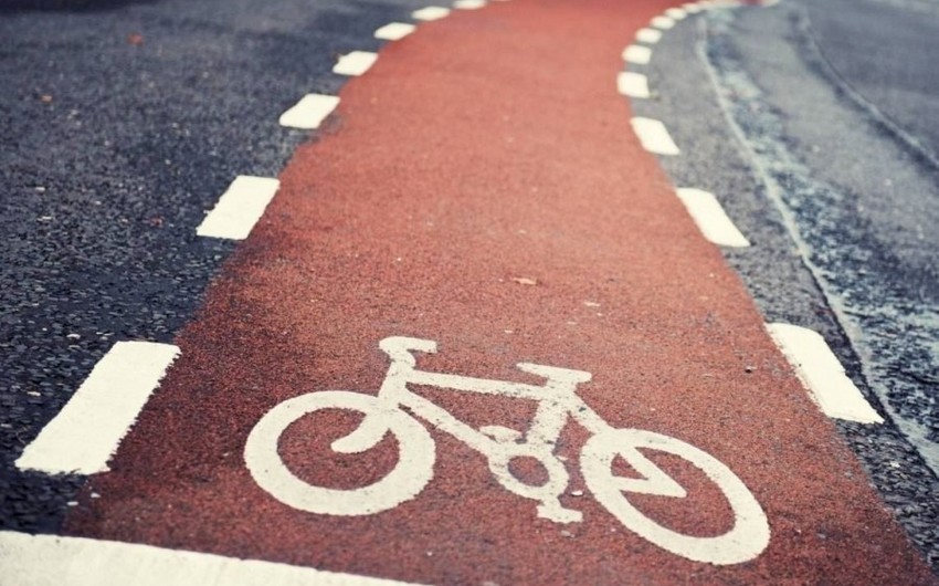 В центре Баку проложена велосипедная дорога протяженностью около 2 км