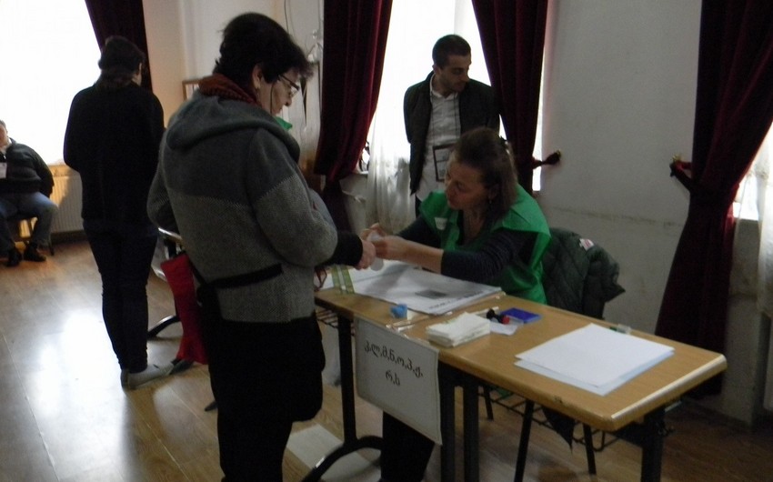 В Грузии начались президентские выборы - ВИДЕО