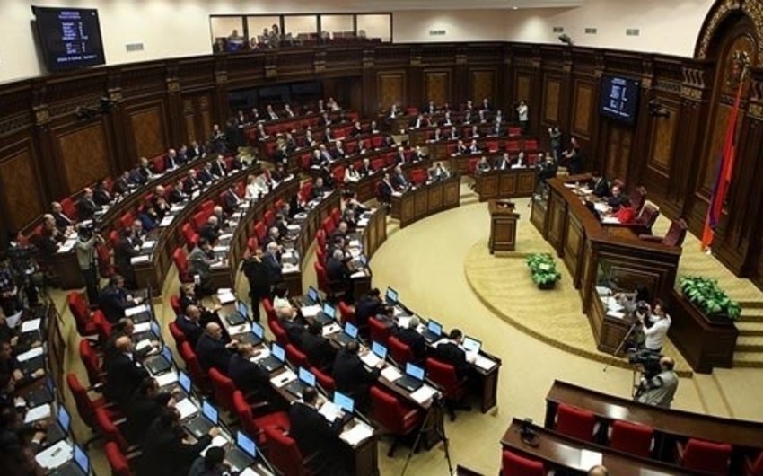 Ermənistanın yeni parlamentinin ilk iclası başlayıb
