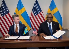 US defense secretary discusses situation in Ukraine with Swedish counterpart