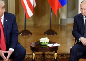 Trump winked at Putin during meeting in Helsinki - VIDEO