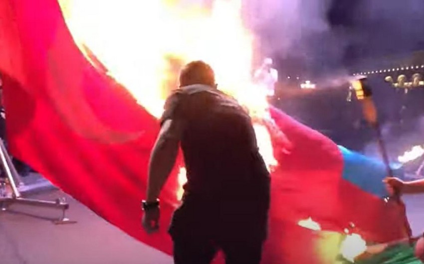 Провокация на так называемом марше геноцида: Сожжены флаги Турции и Азербайджана
