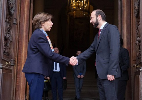 Главы МИД Франции и Армении обсудили проработку мирного договора между Азербайджаном и Арменией