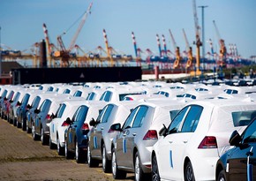 Азербайджан сократил импорт автомобилей из Грузии