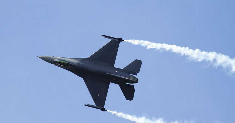 Netherlands authorizes export of 24 F-16 fighter jets to Ukraine