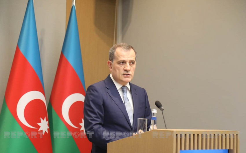 Azerbaijan, Algeria sign two documents