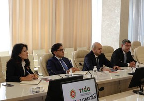 Azerbaijani delegation holds meeting at Tatarstan Investment Development Agency