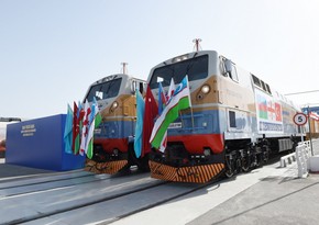 Президент Узбекистана: Мы намерены увеличивать грузоперевозки по железной дороге Баку-Тбилиси-Карс