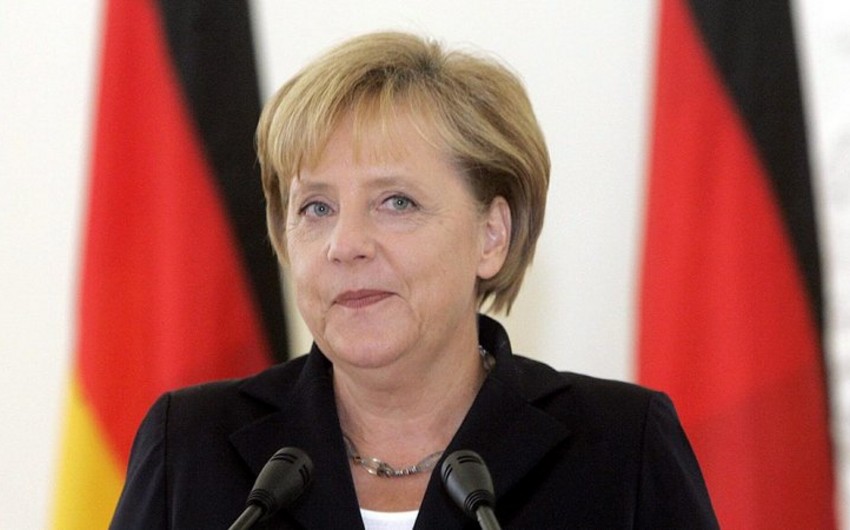 Merkel dördüncü dəfə kansler vəzifəsinə namizədliyini irəli sürəcək