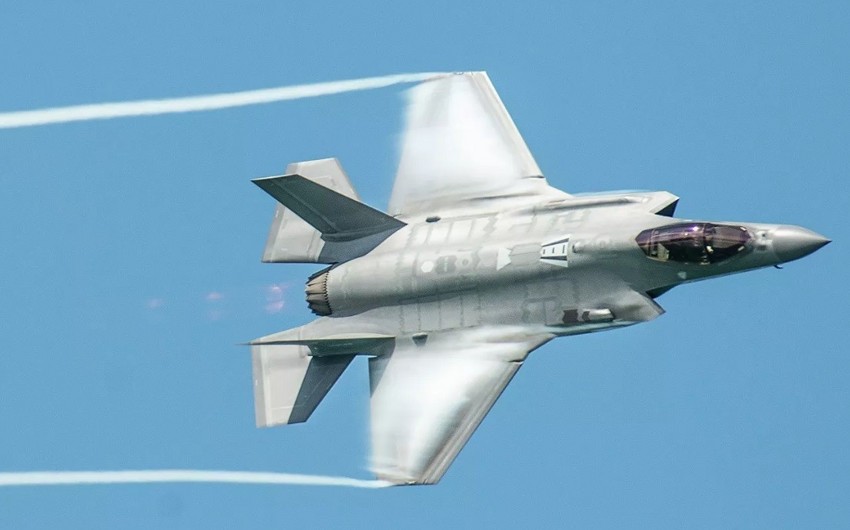 Пентагон столкнулся с проблемами в обслуживании парка истребителей F-35