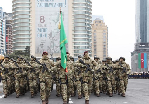 Вооруженные силы Азербайджана отмечают 104-ю годовщину со дня создания