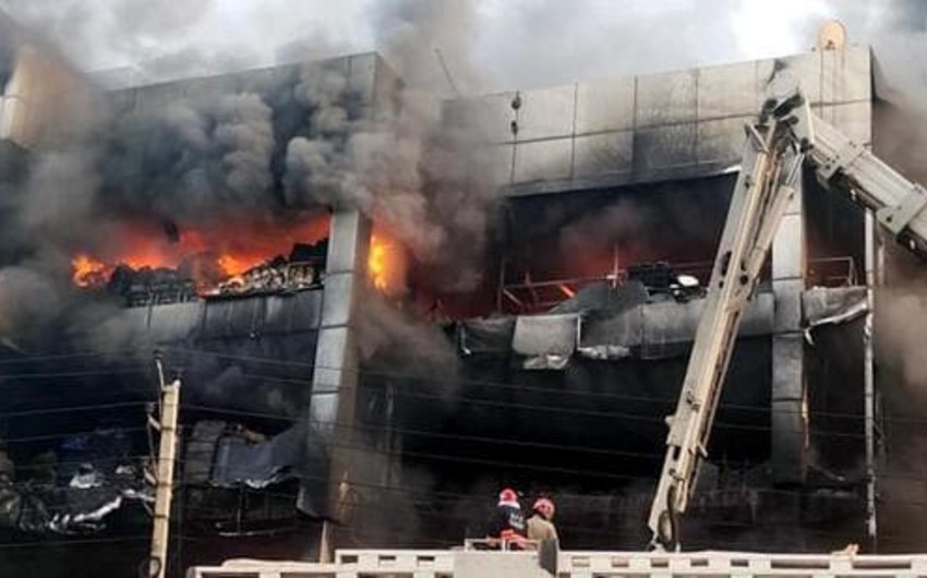 Пожар в Нью-Дели, погибли 26 человек