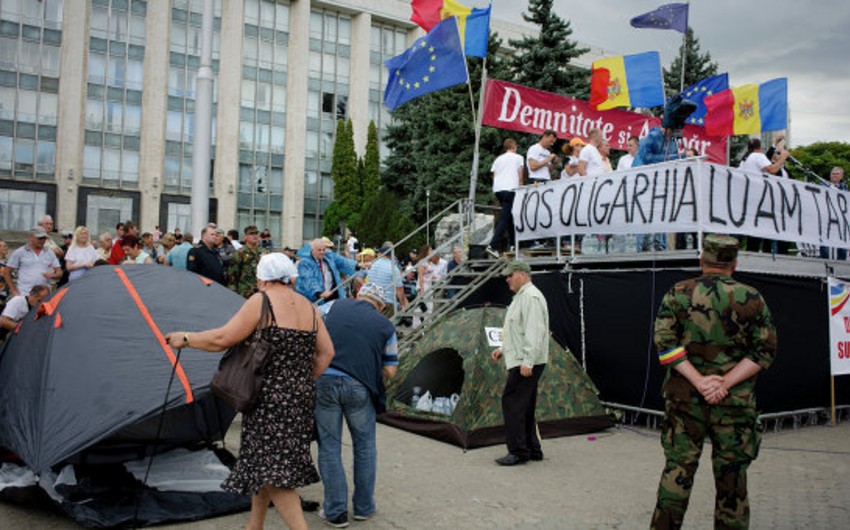 Число палаток митингующих в Молдове достигло 160