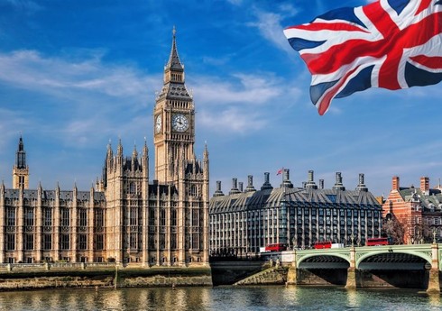 Великобритания назвала 12 стран, по прибытии из которых не потребуется карантин 