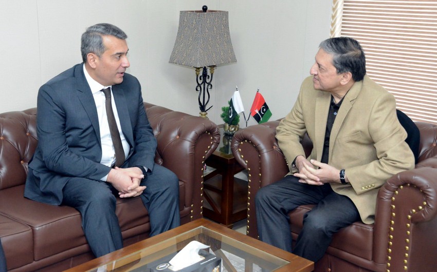 Azerbaijani envoy mulls prospects for growing mutual investments with Pakistani Senator