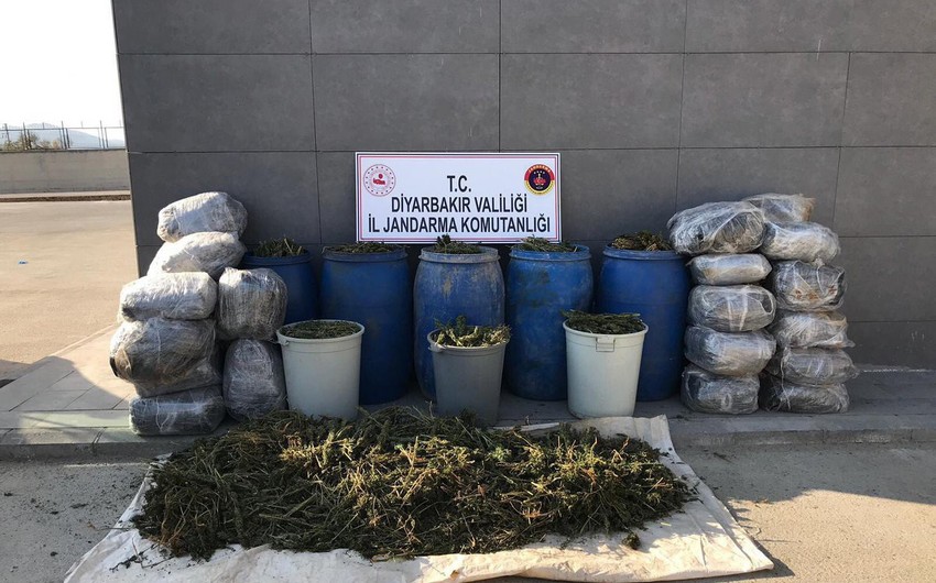 Türkiyədə 2,3 tondan çox narkotik maddə ələ keçirilib