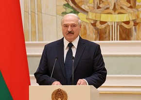Aleksandr Lukaşenko ilk təbriki qəbul etdi